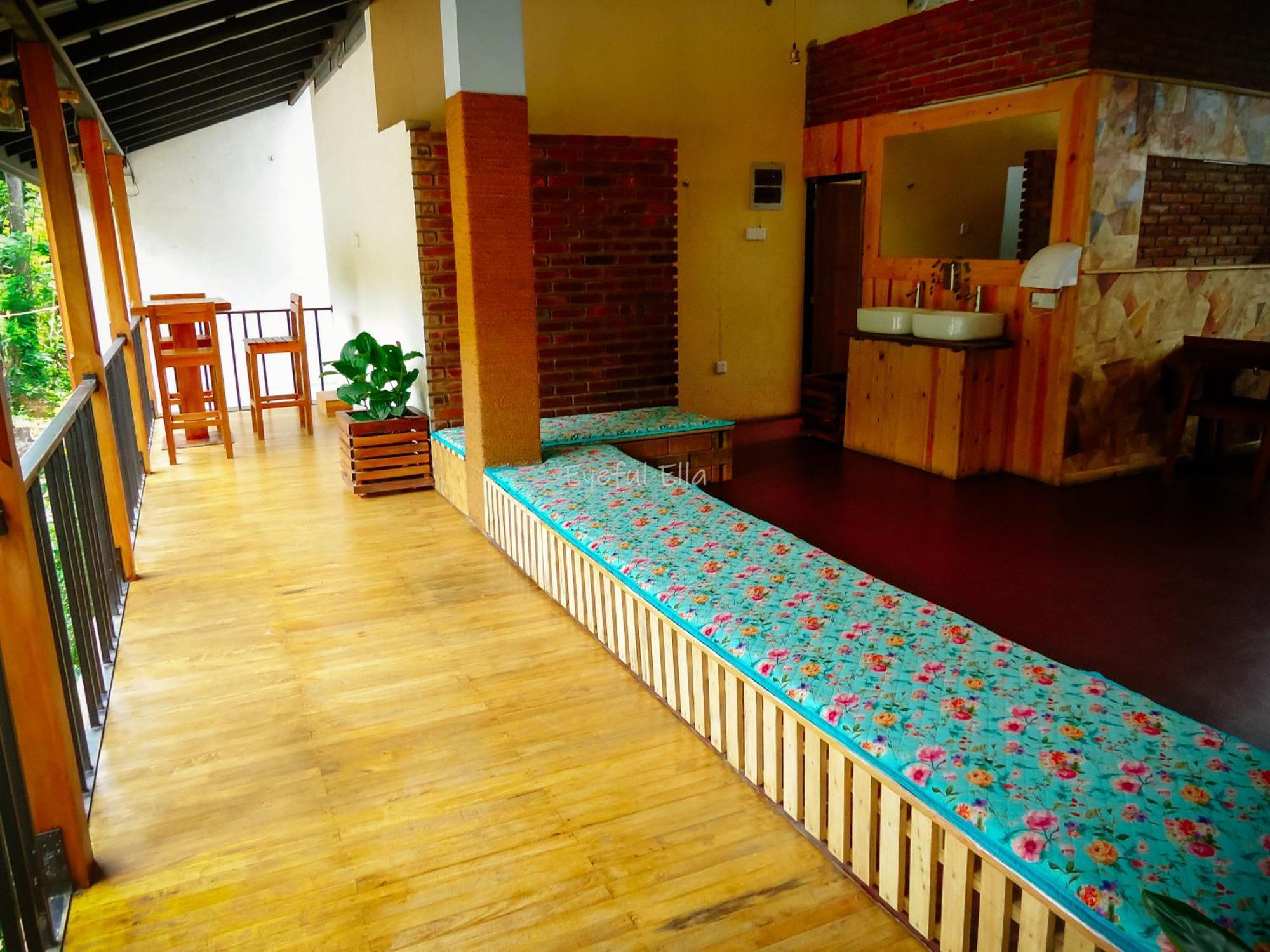 Eyeful Ella Hotel Kültér fotó